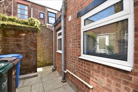 1 bedroom terraced house to rent - Photo 2