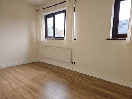 2 bedroom semi-detached house to rent - Photo 3