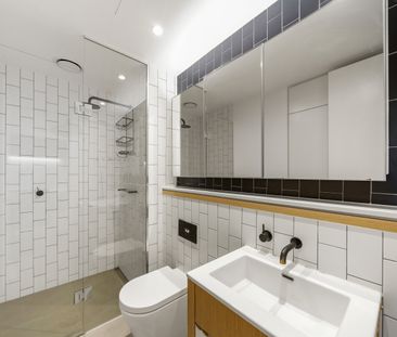 NEAT AS A PIN - Photo 5