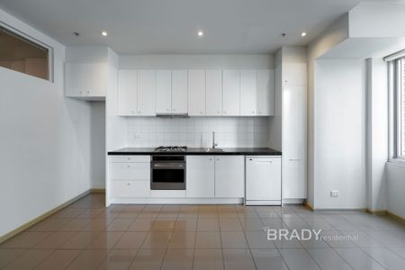 905/270 King Street, Melbourne - Photo 3