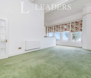 2 bedroom apartment to rent The Towers, Vista Road - Photo 3
