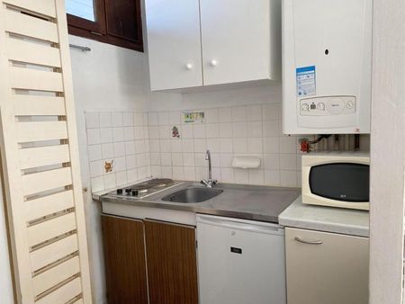 Location Appartement 1 pièce 25m² BORDEAUX 33000 - Photo 4