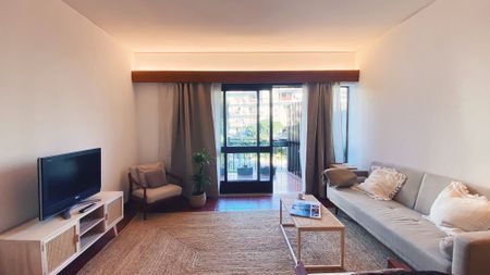 Apartamento T1 para Arrendamento no Estoril - Photo 2