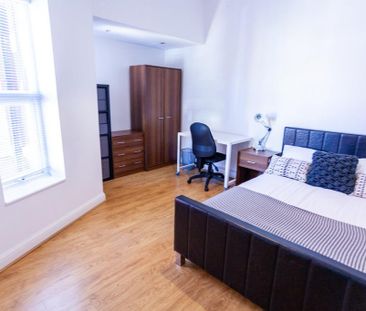 1 bedroom in a house share to rent - Photo 5