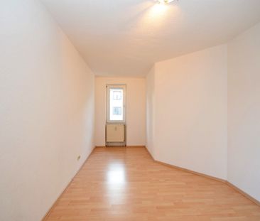 Neustadt/​ 2-Zimmer-Apartment mit Einbauküche und Wintergarten dire... - Foto 4