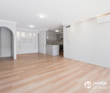 Spacious & Updated 2-Bedroom Unit - Photo 2