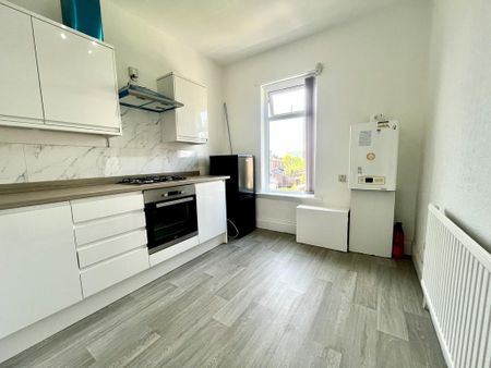 2 bedroom apartment to rent - Photo 4