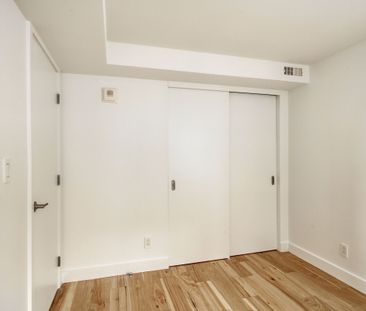 3460 Peel Street - Photo 4