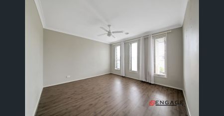 4 Bedroom family home with all the amenities close by! - Photo 5