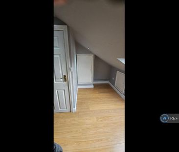 4 bedroom detached house to rent - Photo 1