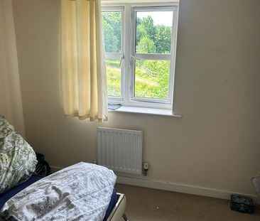 2 Bed Terraced House, Discovery Road, LE4 - Photo 2