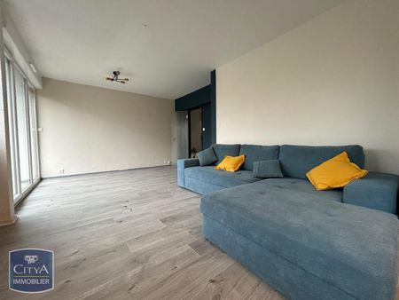 Location Appartement 3 pièces 73m² NIORT 79000 - Photo 4