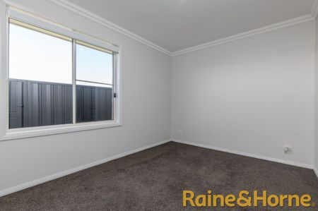 Spacious & Private - Photo 5