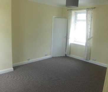 France Street, Batley - Photo 1