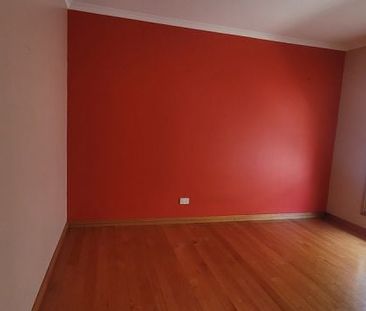 Spacious Family Home in Premium Lynbrook Location - Photo 1