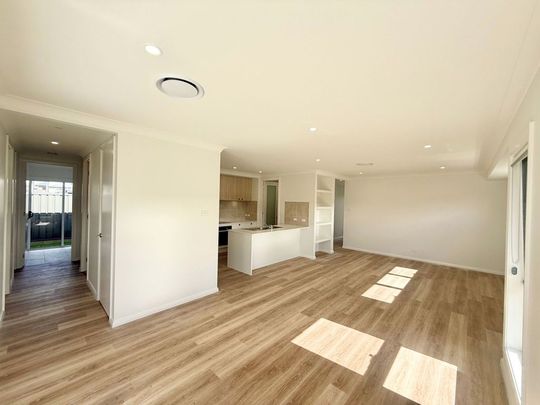 4 Barnbougle Street, Heddon Greta - Photo 1