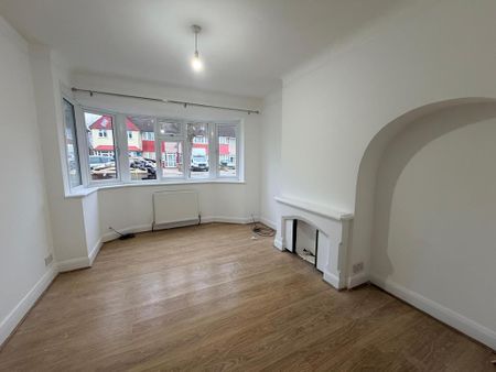 3 bedroom terraced house to rent - Photo 2