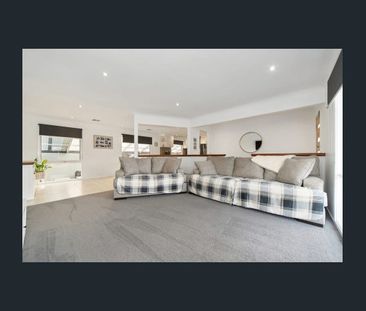 Spacious Family Home in Carrum Downs - Photo 5