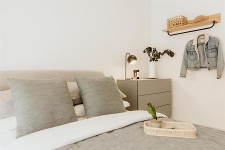 4 bedroom townhouse to rent - Photo 3