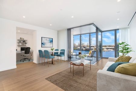 Barangaroo Elegance - Wide Frontage, Winter Garden, and Timeless Views - Photo 2