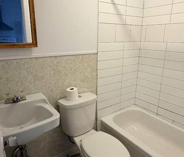 4 1/2 rénové St-Denis-sur-Richelieu · 2 MOIS GRATUITS · Électros in... - Photo 4