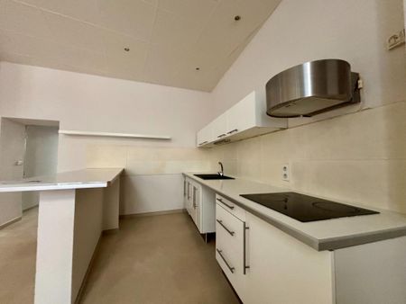 Location Appartement 2 pièces 60m² AVIGNON 84000 - Photo 5