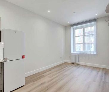 Centrum House, Station Road, Egham, TW20 - Photo 3