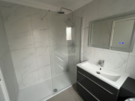 Caves Road, St Leonards-On-Sea - Photo 4