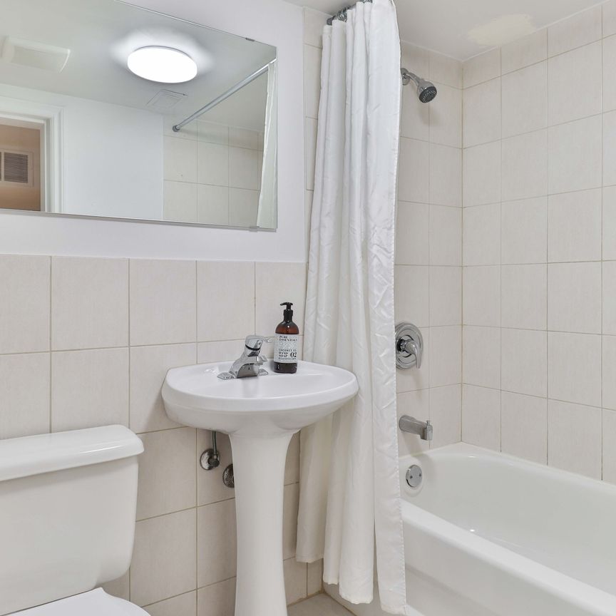 For Lease - 215A Chambers Avenue Unit# Bsmt, Toronto, Ontario - Photo 1