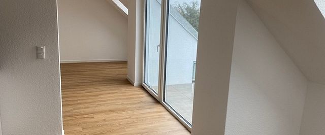 Erstbezug noch 1 moderne OG Wohnung im schicken Neubau mit 4 Wohnungen - Foto 1