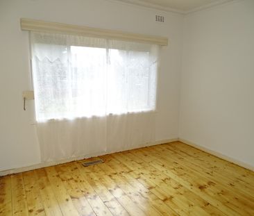 INSPECT & MOE IN NOW - Photo 2