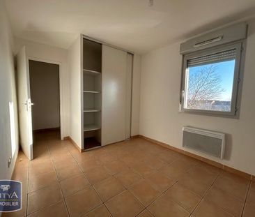 Location Appartement 3 pièces 54m² ST GILLES 30800 - Photo 2