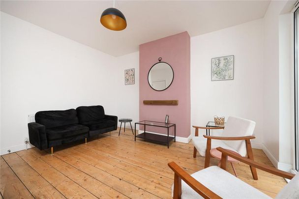 4 bedroom semi-detached house to rent - Photo 1