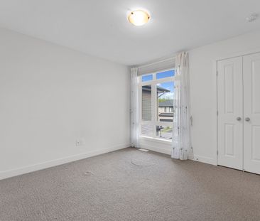 For Lease - 279 Mount Nebo Way, Blossom Park - Airport and Area, On... - Photo 6