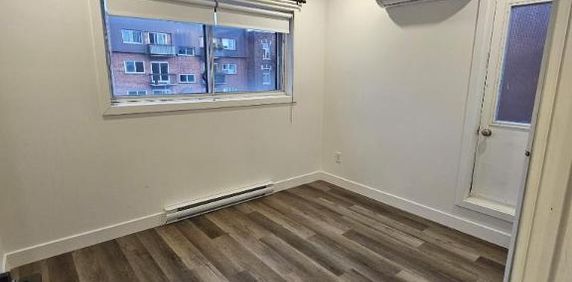 1 CH - 1 SDB - Montréal - $1,425 /mo - Photo 2