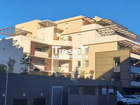 Location Appartement 2 pièces 42m² NIMES 30900 - Photo 3