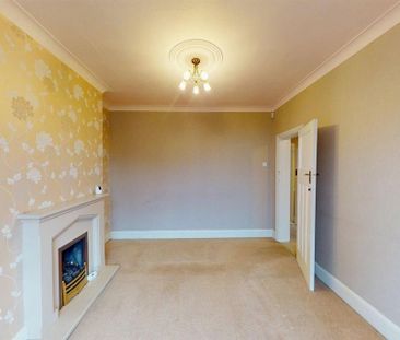 4 bedroom semi-detached house to rent - Photo 2