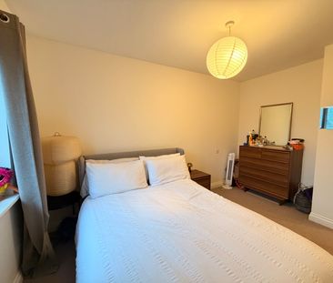 2 bedroom apartment to rent - Photo 4