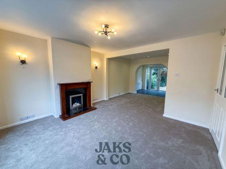 3 bedroom semi-detached house to rent - Photo 4