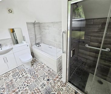 2 bedroom semi-detached house to rent - Photo 5