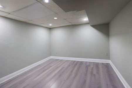 For Lease - 5209 Palomar Crescent, Mississauga, Ontario - Photo 3