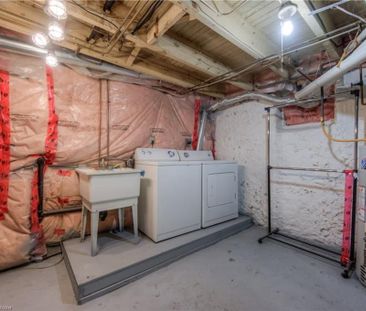 For Lease - 332 Queen Street, Cambridge, Ontario - Photo 4