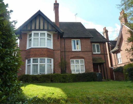 1 bedroom in a house share to rent - Photo 1