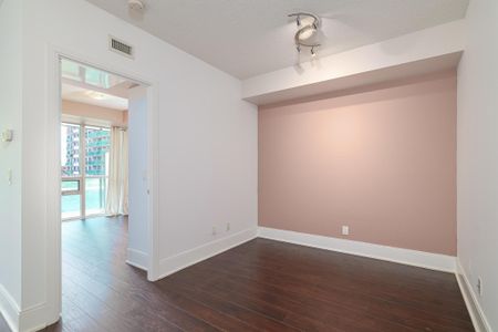 For Lease - 25 Broadway Avenue Unit# 708, Toronto, Ontario - Photo 2