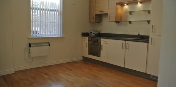 1 bedroom flat to rent - Photo 2