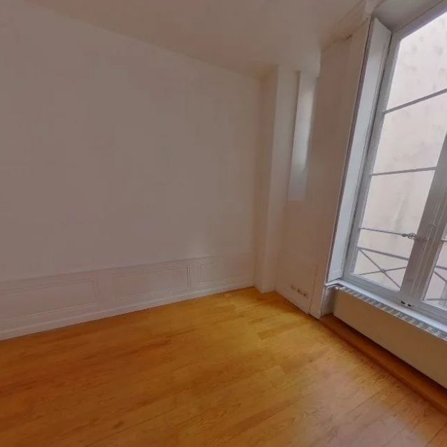 Appartement T2 A Louer - Lyon 2eme Arrondissement - 64.68 M2 - Photo 2