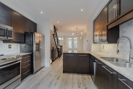 For Lease - 99 The Queensway N/A Unit# 36, Toronto, Ontario - Photo 5