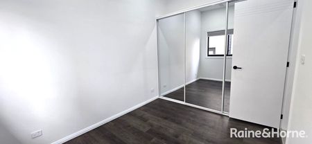 BEAUTIFUL GRANNY FLAT IN CAMPBELLTOWN FOR LEASE! - Photo 3