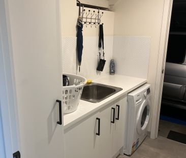 Executive Townhouse Living - Photo 5