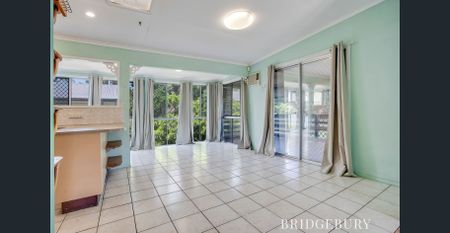 Comfortable and Convenient Living in Petrie - Photo 2